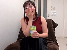 完熟ムチムチのくせにブリっ子なアニメ声おばさん 絶倫チ●ポで突きまくられ理性ぶっ飛び獣アクメ！ サンプル動画サムネイル